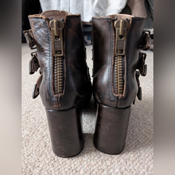 Jayden - Picture 3 of 5